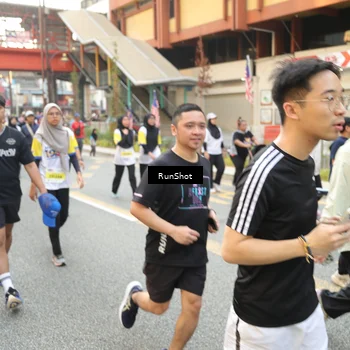 Runner Photo 4673600