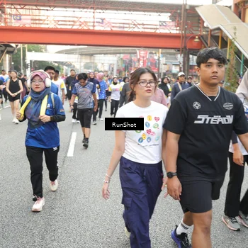 Runner Photo 4673724