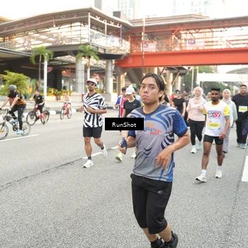 Runner Photo 4673811