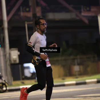 Runner Photo 4673825