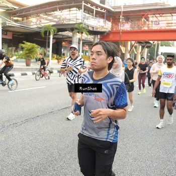 Runner Photo 4673846