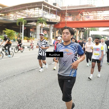 Runner Photo 4673848