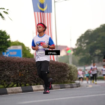 Runner Photo 4673877