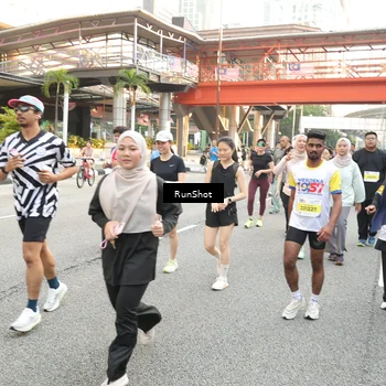 Runner Photo 4673995