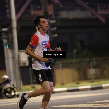 Runner Photo 4674087