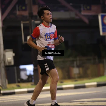 Runner Photo 4674150