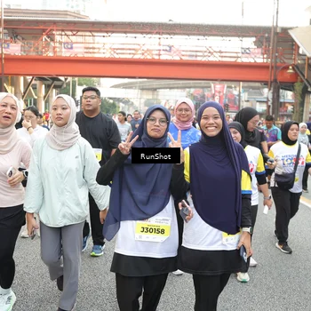 Runner Photo 4674168