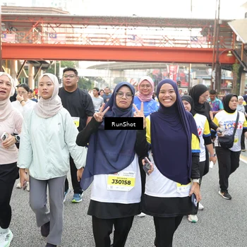 Runner Photo 4674175