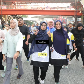 Runner Photo 4674246