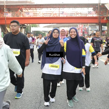 Runner Photo 4674338