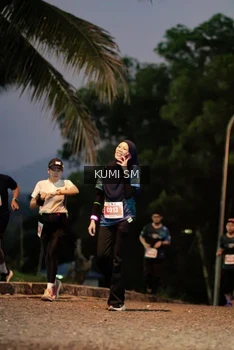 Runner Photo 4674356