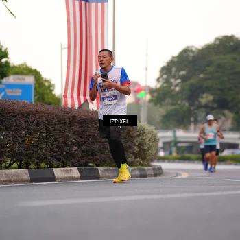 Runner Photo 4674369