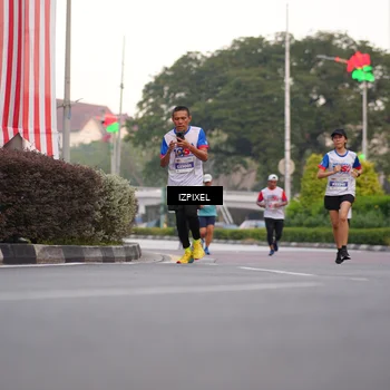 Runner Photo 4674378