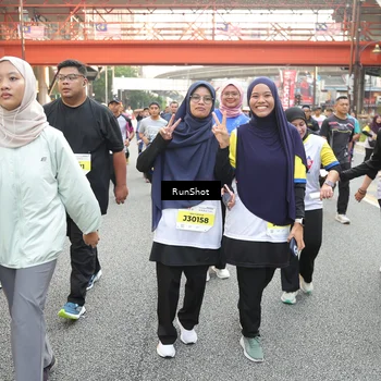 Runner Photo 4674393