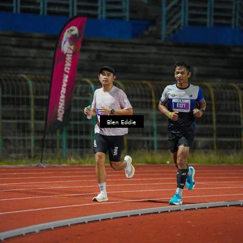 Runner Photo 4674399