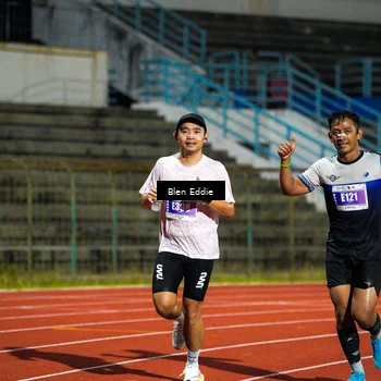 Runner Photo 4674416