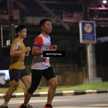 Runner Photo 4674425