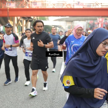 Runner Photo 4674458