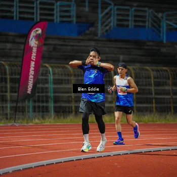 Runner Photo 4674475