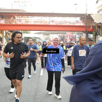 Runner Photo 4674490
