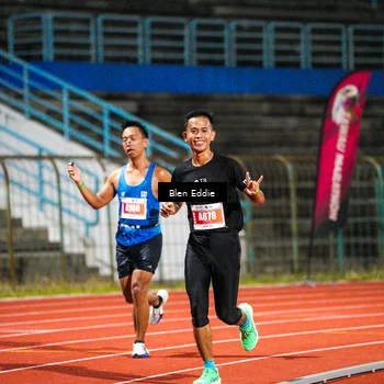 Runner Photo 4674598
