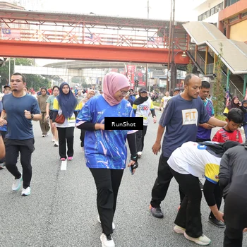 Runner Photo 4674603