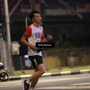 Runner Photo 4674747