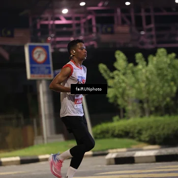 Runner Photo 4674784