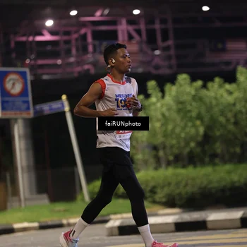 Runner Photo 4674830