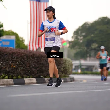 Runner Photo 4674872