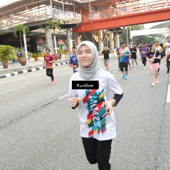 Runner Photo 4674873