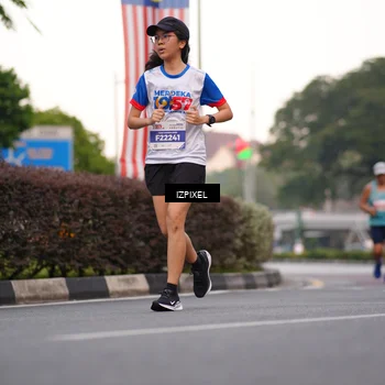 Runner Photo 4674874