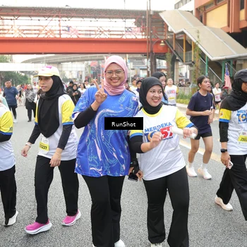 Runner Photo 4674882