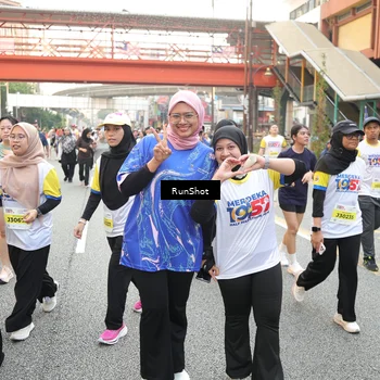 Runner Photo 4674902