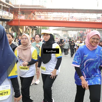 Runner Photo 4674935