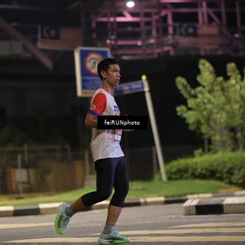 Runner Photo 4674996