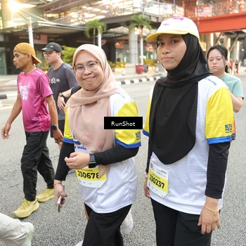 Runner Photo 4675001