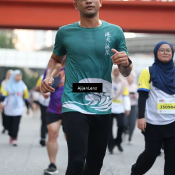 Runner Photo 4675096