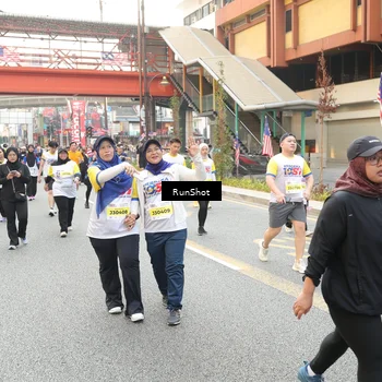 Runner Photo 4675100