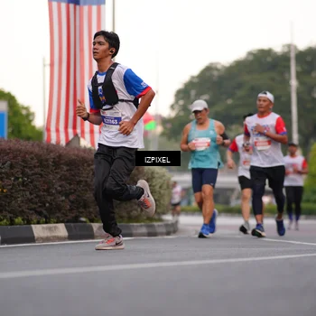 Runner Photo 4675121