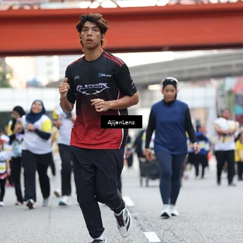 Runner Photo 4675307