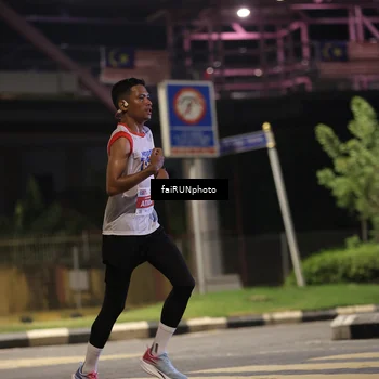 Runner Photo 4675313