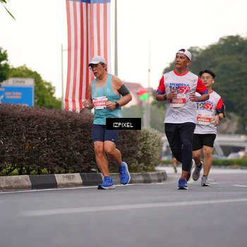 Runner Photo 4675348