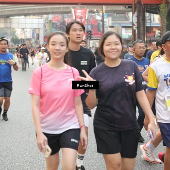 Runner Photo 4675352