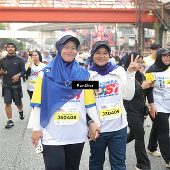 Runner Photo 4675376