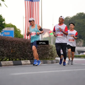 Runner Photo 4675427