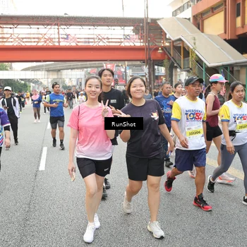 Runner Photo 4675487