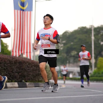 Runner Photo 4675506