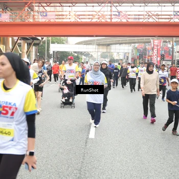 Runner Photo 4675599