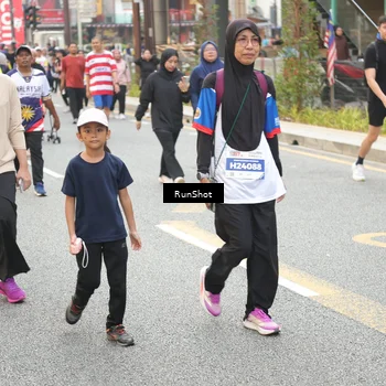 Runner Photo 4675604